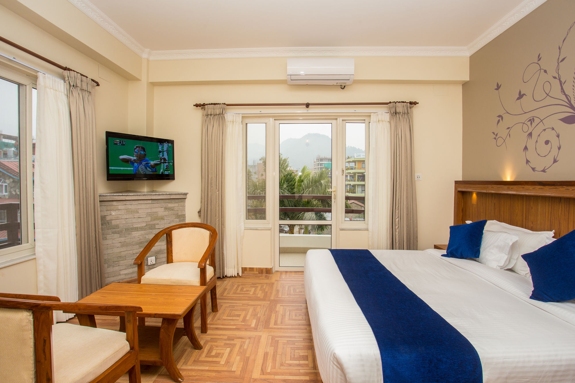Hotel White Pearl Pokhara Esterno foto